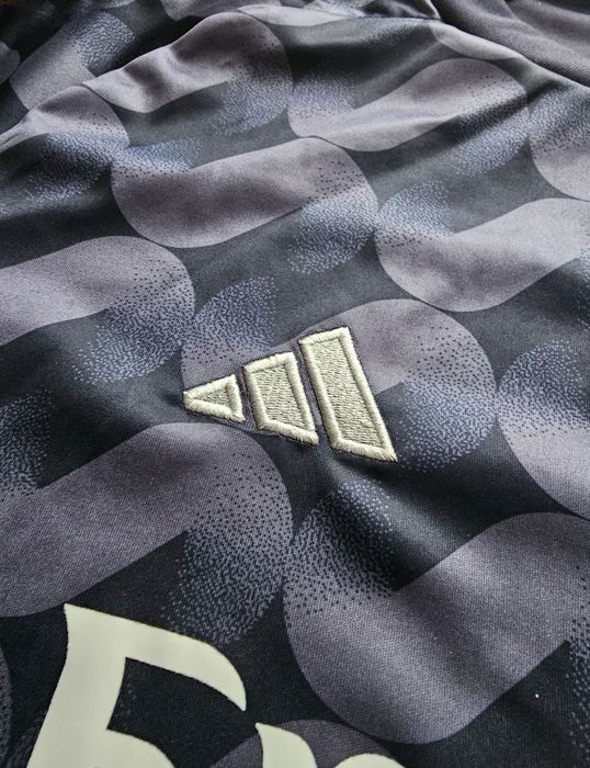 Тениска Реал Мадрид сезон 2023/2024