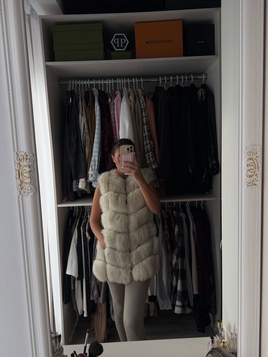 Vestă din blană naturală de vulpe