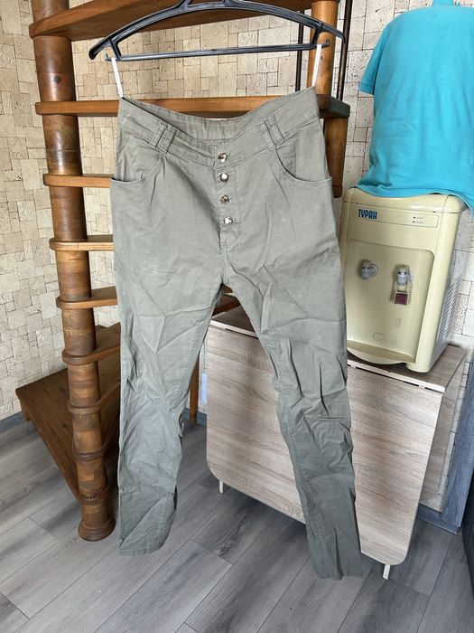 Джинсы и. Штаны