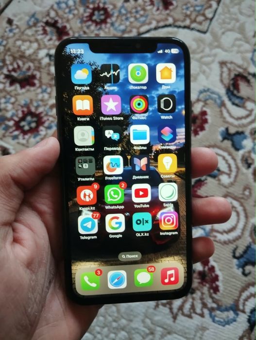 Продам Iphone XS