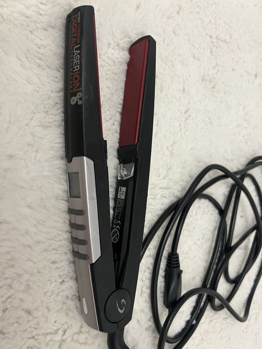 Керамична преса за коса