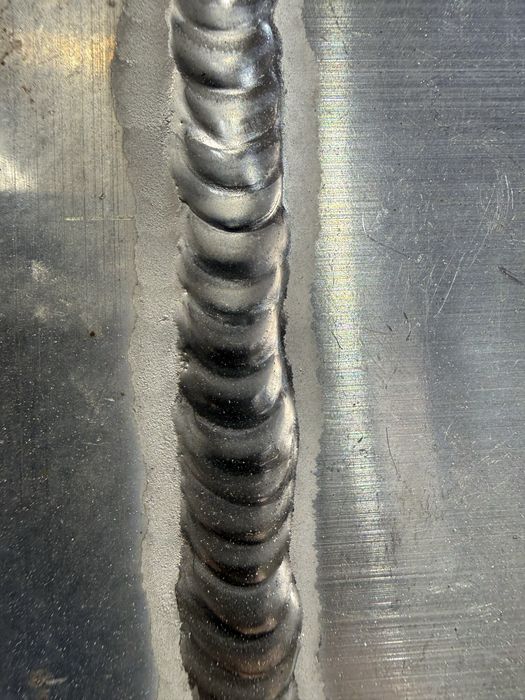 Aparat de sudura AC/DC