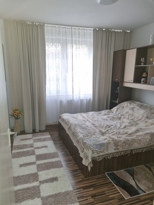 Vând apartament 2 camere