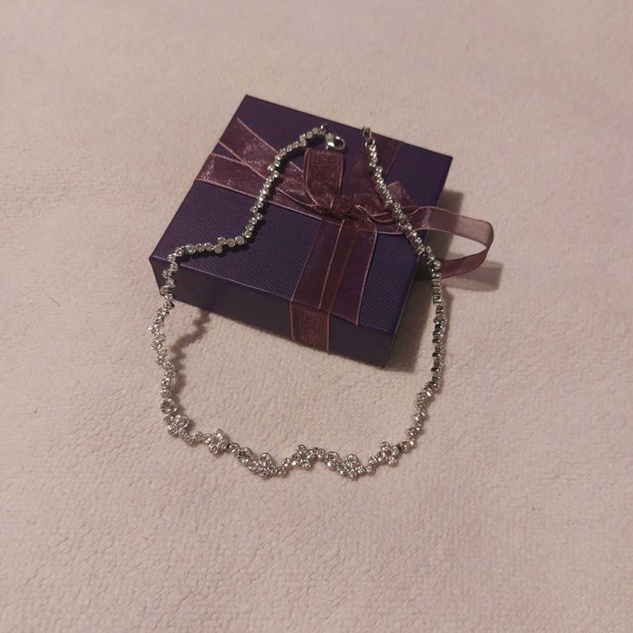Изключително красиво колие Swarovski