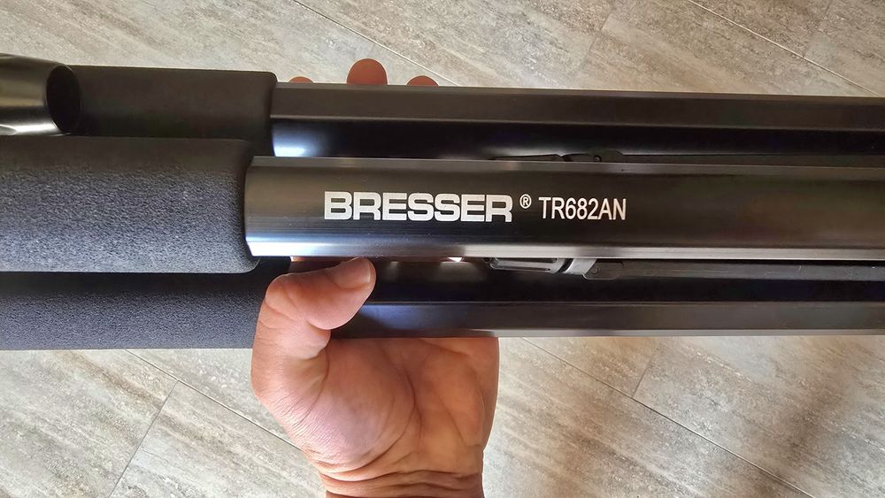 Vând binoclu Bresser 20x80 Porro+ trepied Bresser