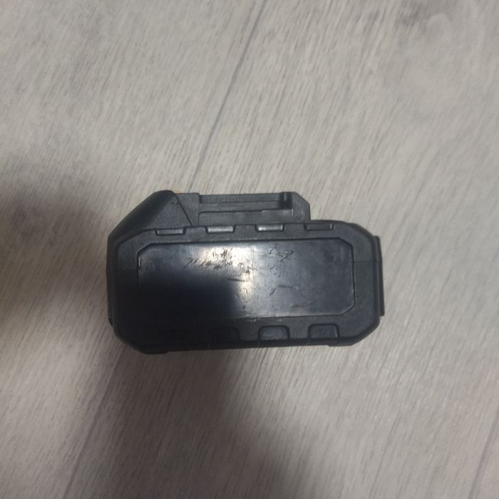 Продам батарейку