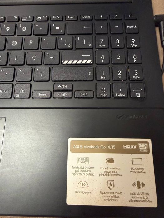 ПРОДАЕТСЯ ноутбук Asus Vivobook 15