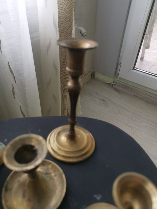 Месингови свещници и ваза