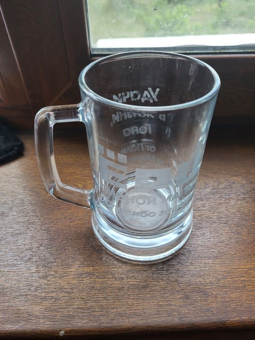 Продам пивную кружку.