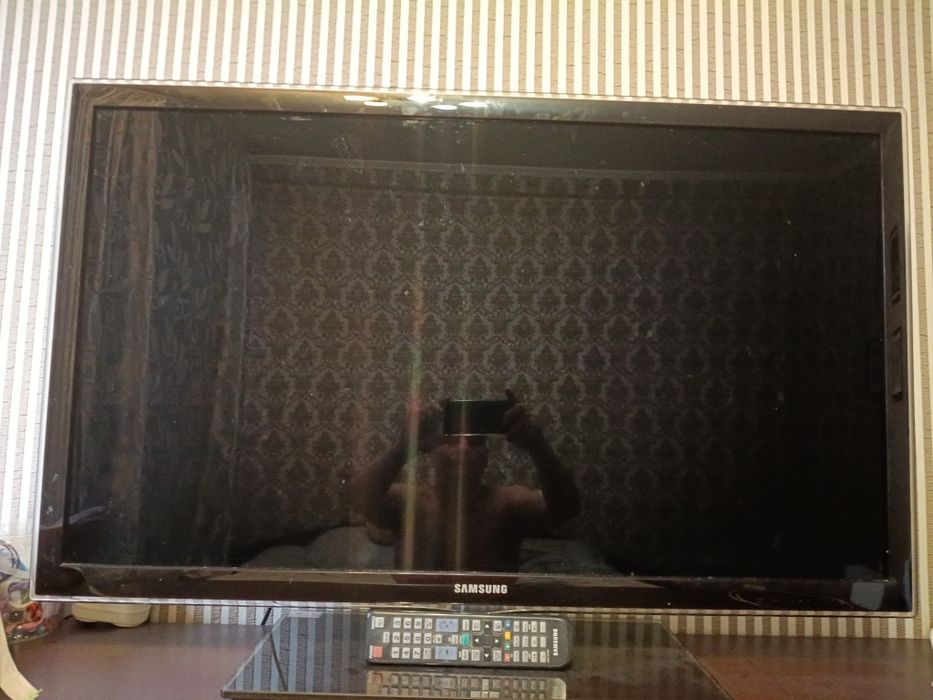 Продам телевизор SAMSUNG