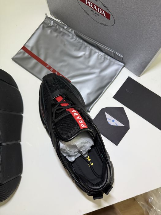 Prada Linea Rossa 44 номер