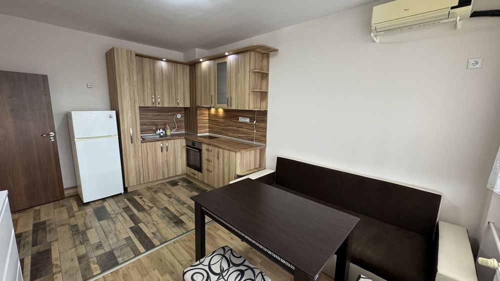 Дава се под наем Двустаен апартамент в Варна, Младост 2 - 45 кв.м за 408.51 € - Снимка #2