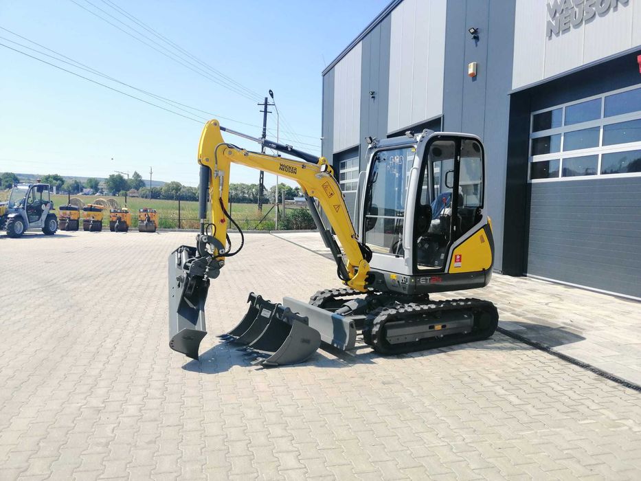 Miniexcavator Wacker Neuson ET24-DEALER AUTORIZAT