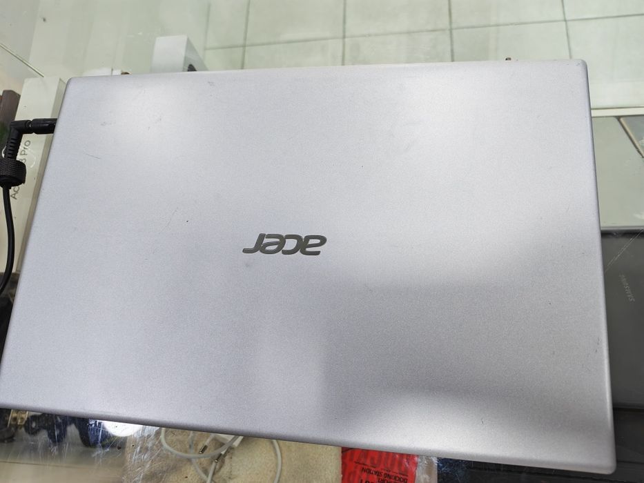 Acer Intel i7 Nvidia mx350