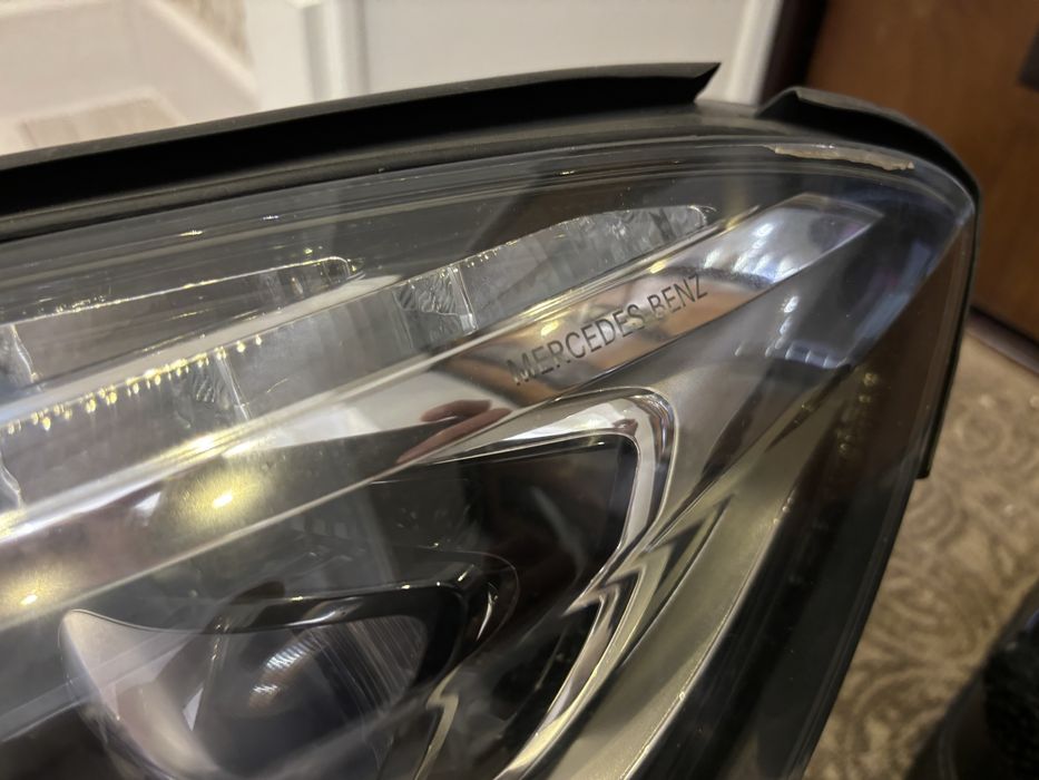 W222 продам фары и стопы до рест Мерс s class