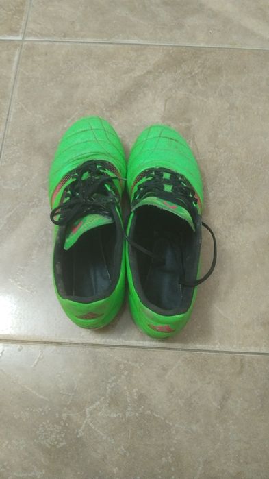 Papuci de folbal crampoane de vînzare