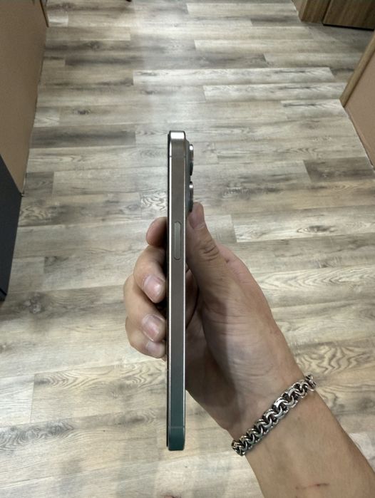Продам iPhone 15Pro Max 256GB СРОЧНО