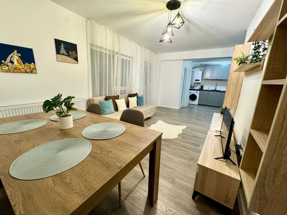 Vând apartament 2 camere + parcare subterana, zona Calea Baciului