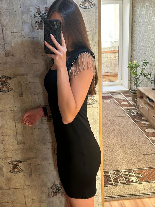 Продам платья недорого