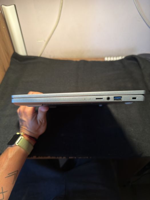Laptop Acer Swift Go 14