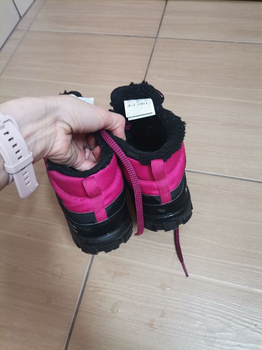 Ghete călduroase impermeabile Quechua marimea 38