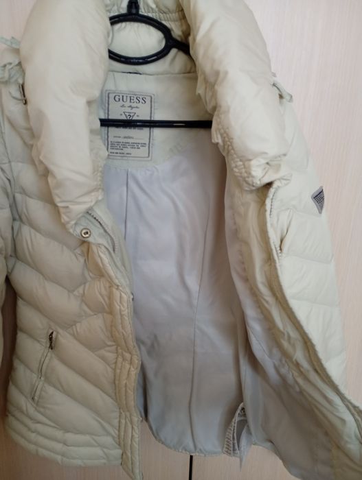 Дамско пухено яке Guess