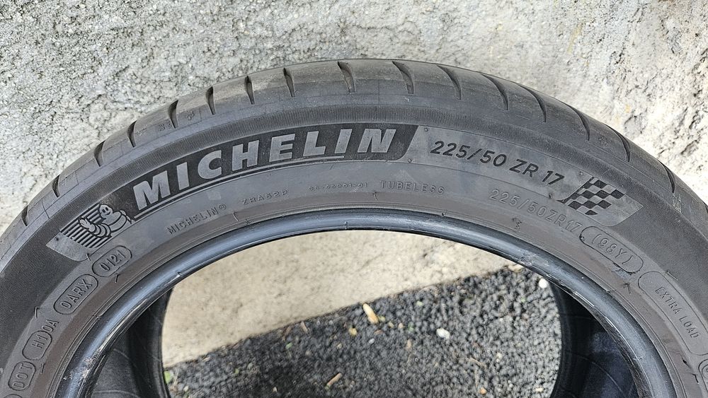 Excelente  Michelin pilot sport 4 225 50 17, 3 bucati