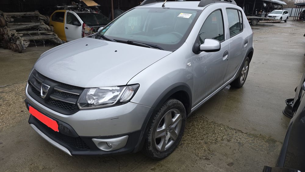 Dacia Sandero Stepway 0.9 tce 2015 avariat Lovit