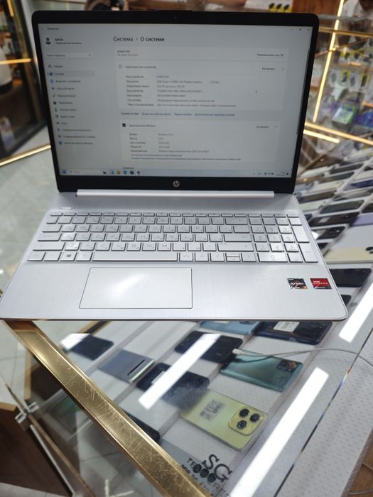 Ноутбук HP Ryzen 3