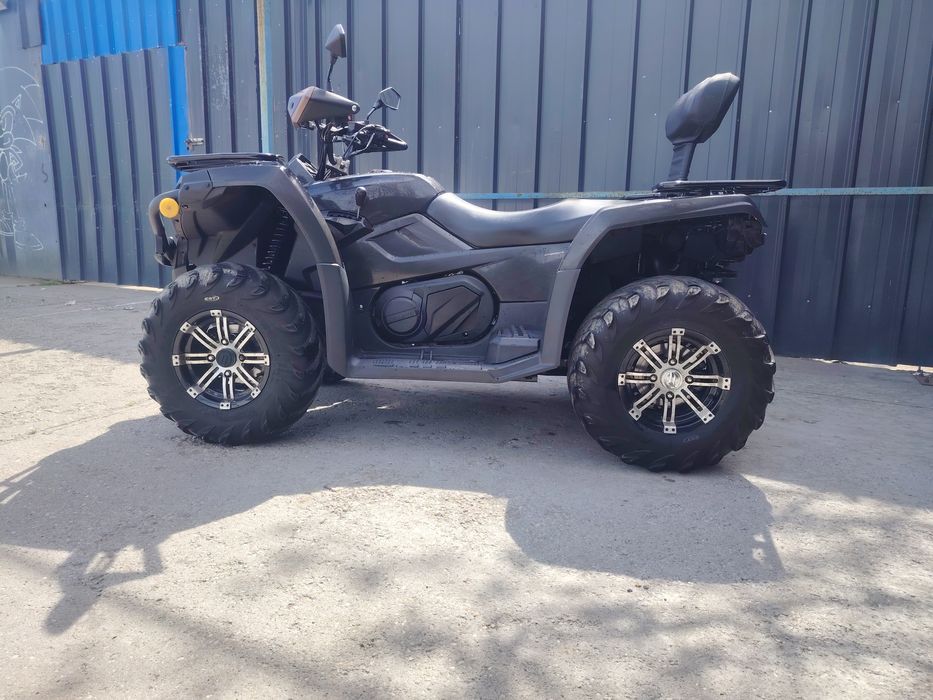 Vând ATV Cf moto( 450 L)