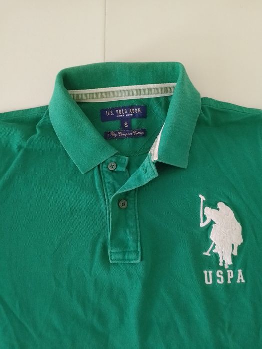 Vând tricou polo ,produs original, mărimea M,produs calitate
