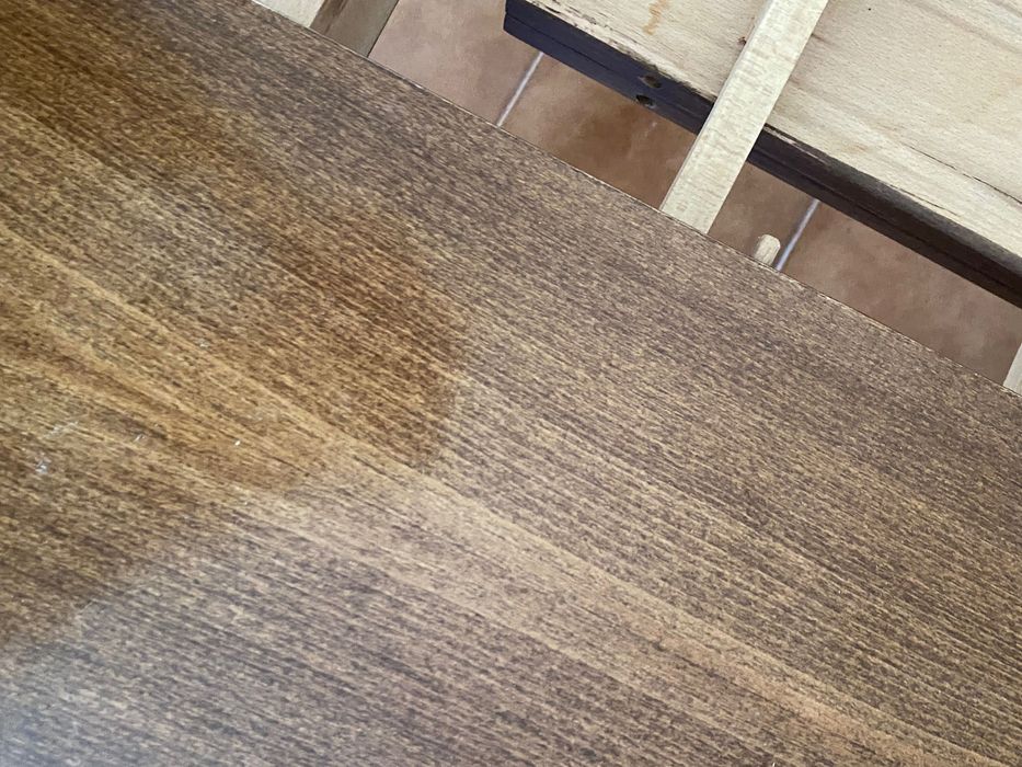 Трапезна маса от масивно дърво, разтегателна