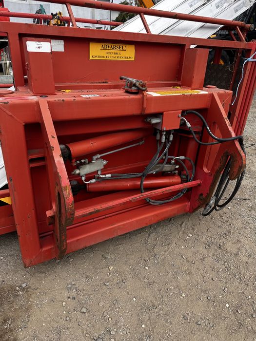 Coș-platformă hidraulică TEREX-GENIE