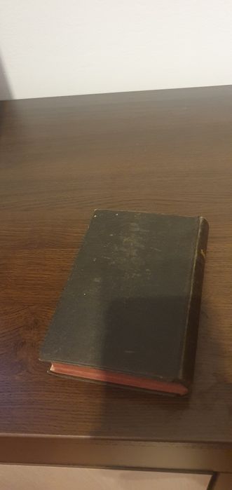 Vând două  biblii din perioada interbelică