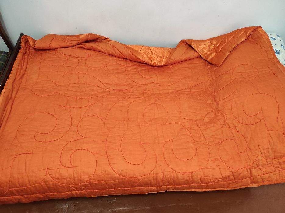 Продается Одеяло.