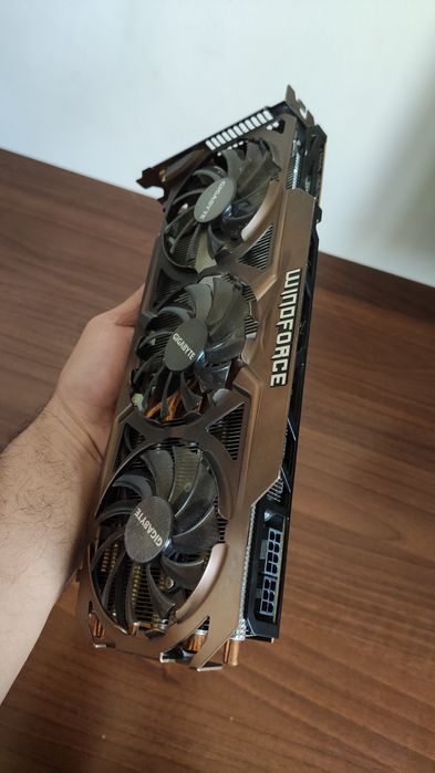 Видеокарта на запчасти или под ремонт