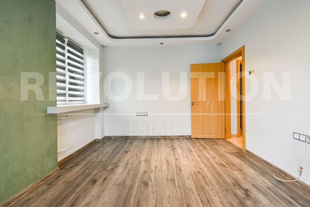 Продава се Тристаен апартамент в София, Младост 2 - 112 кв.м за 1321 €/кв.м - Снимка #3