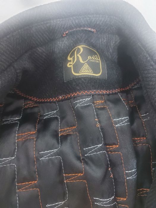 Palton bărbătesc clasic elegant din lana și inserții de piele