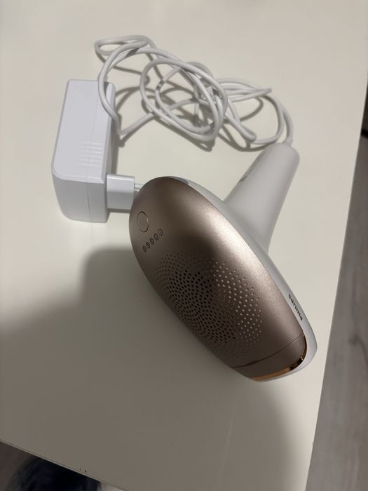 Philips Lumea IPL 7000