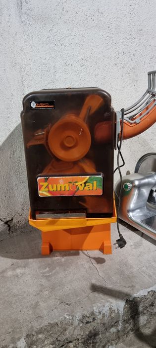 Машина за фреш...