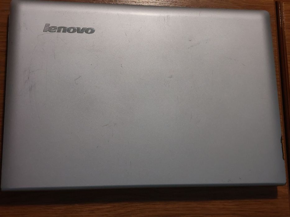 Laptop Lenovo G50-80 i5 5200u 2,2Ghz, 12GB, 256GB SSD, Video R5 M330 2GB, Win11 Office 2024