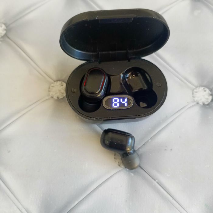 Продам блютус наушники