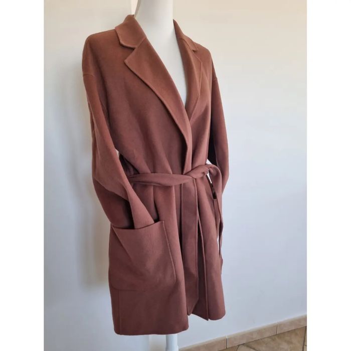 Вълнено палто Massimo Dutti