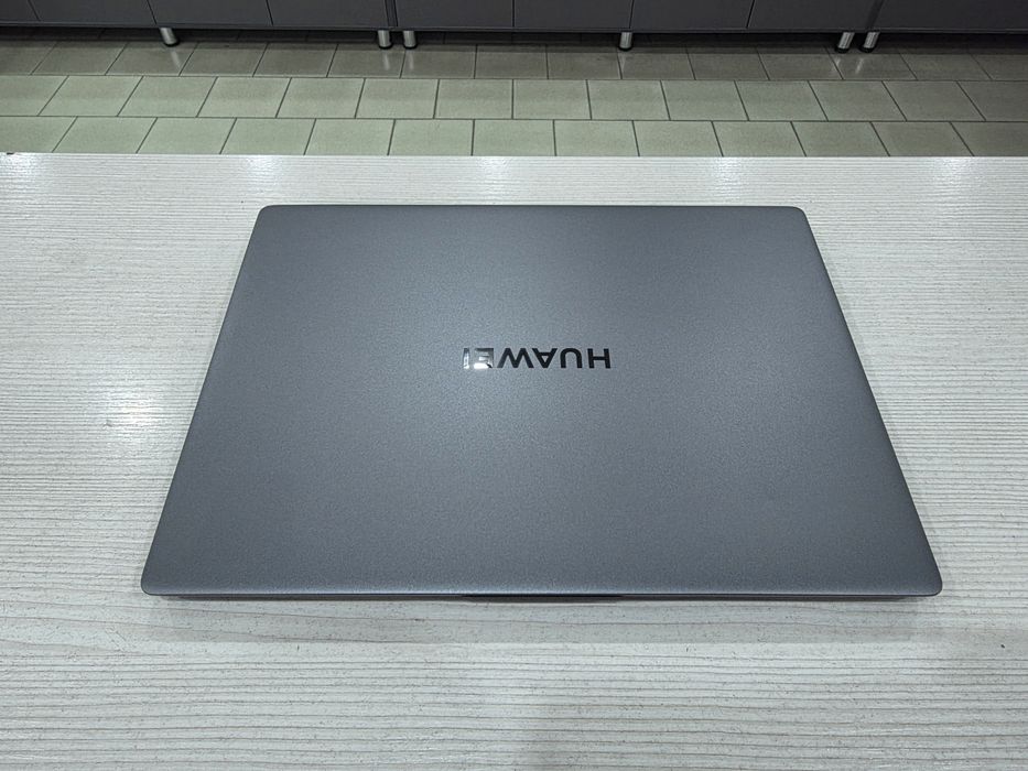 Ультра Huawei (Core i5-12450H, 512 Gb SSD)