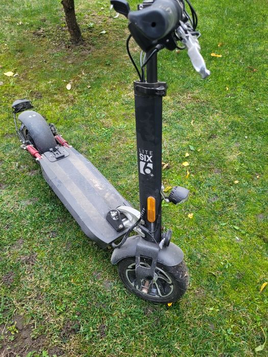 Vând trotineta lite six 6 pt piese