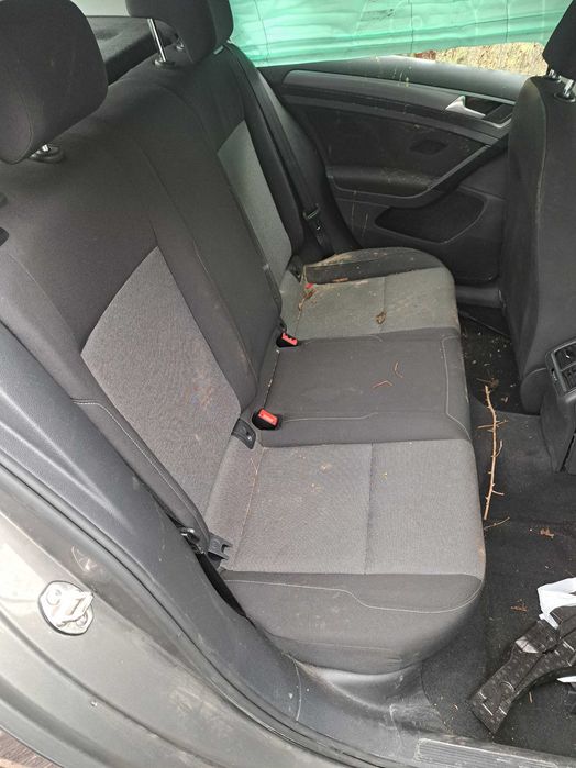 Продавам Голф7 1.6TDI 110кс, 2017г, CXX на части / VW Golf VII 4врати