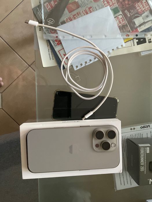 iPhone 16 pro 256gb