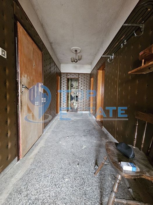 Продава се Четиристаен апартамент в Полски Тръмбеш - 142 кв.м за 293 €/кв.м - Снимка #9