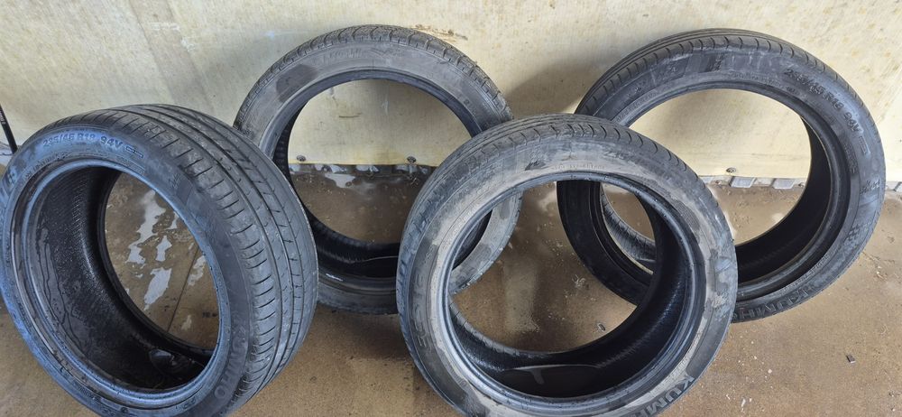 Шины Kumho 235/45/18