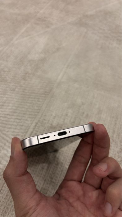 Samsung S24 Fan Edition (FE)